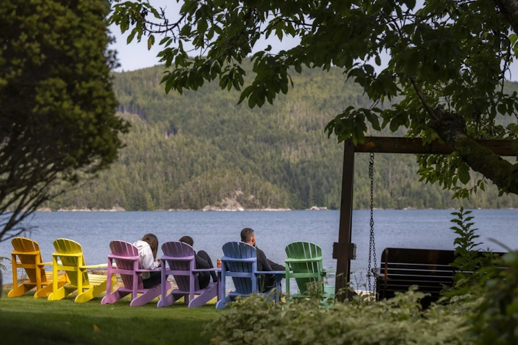 Sailcone's Grizzly Bear Lodge uitzicht genieten.webp