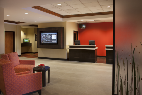 courtyard by marriott toronto lobby.png