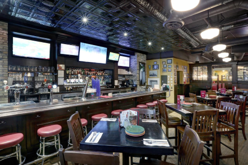 four points by sheraton niagara falls fallsview bar.png