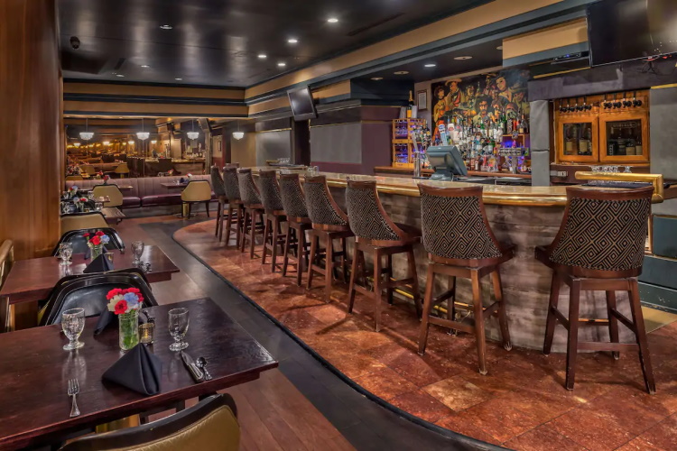 best western baranof hotel bar.jpg