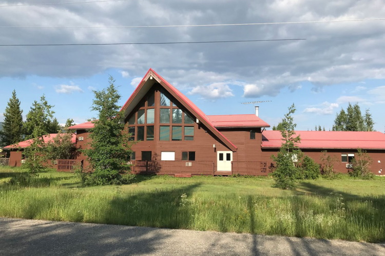 bedrock motel buitenkant.jpg