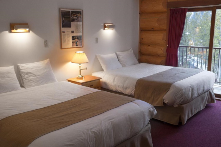 northern rockies lodge hotelkamer.jpg