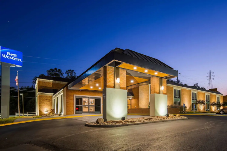 best western north roanoke voorkant.jpg