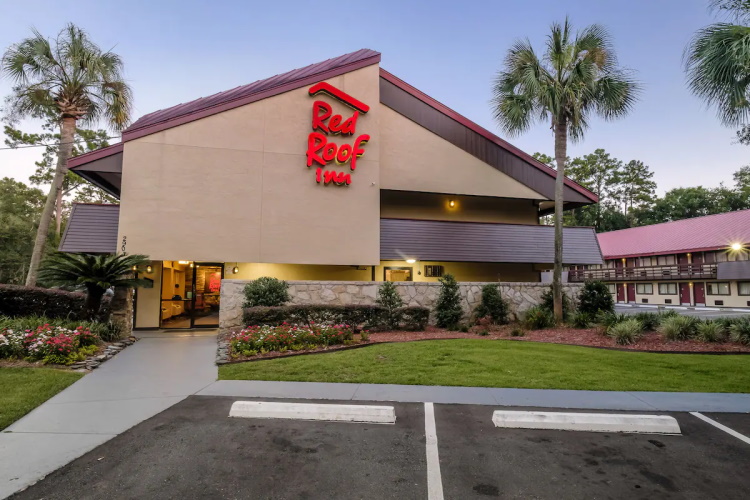 red roof inn tallahassee buiten.jpg
