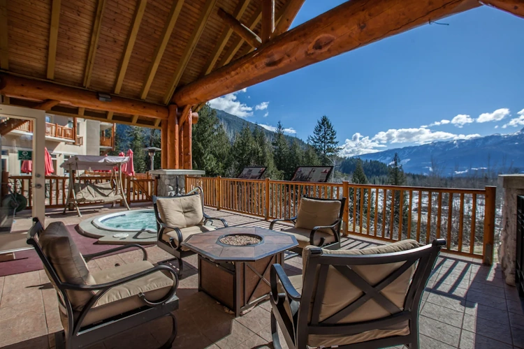 coast hillcrest resort terras.webp