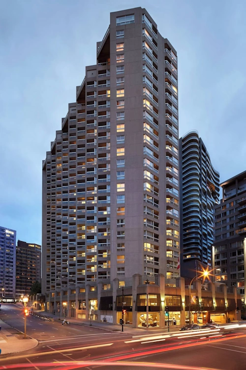 delta hotels by marriott montreal - exterieur 1.webp