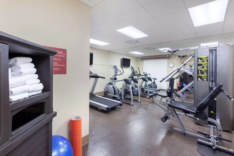 best western plus muskoka inn - fitness.webp