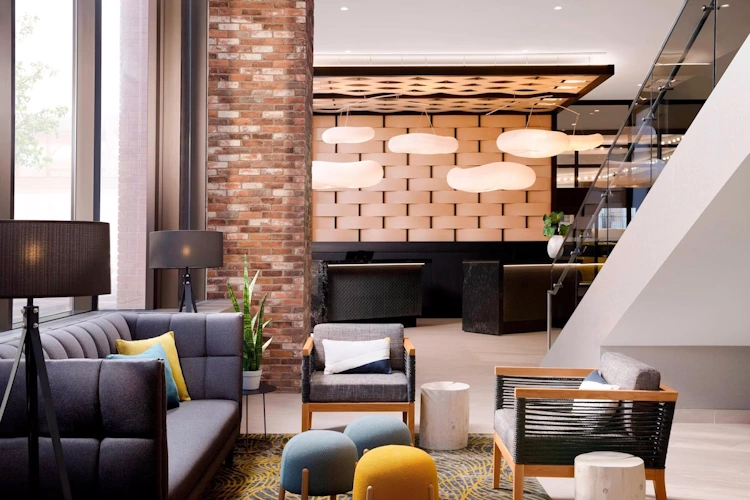 delta hotels by marriott calgary downtown - lobby lounge 2.webp
