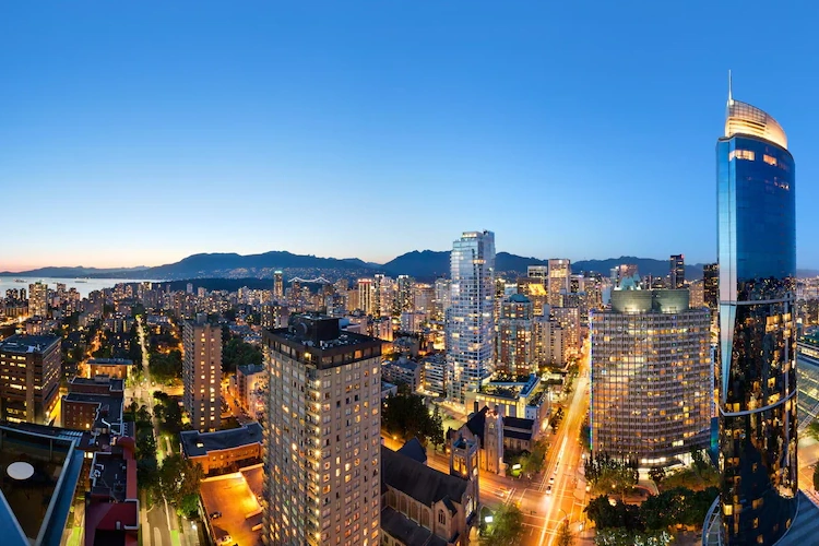 sheraton vancouver wall centre hotel - exterieur 3.webp