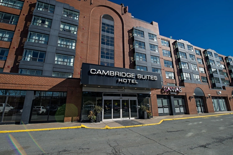 cambridge suites halifax -exterieur.webp