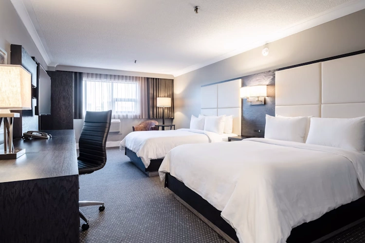 crowne plaza moncton downtown - kamer 2 bedden.webp