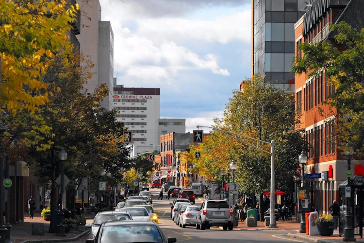 crowne plaza moncton downtown - exterieur.webp