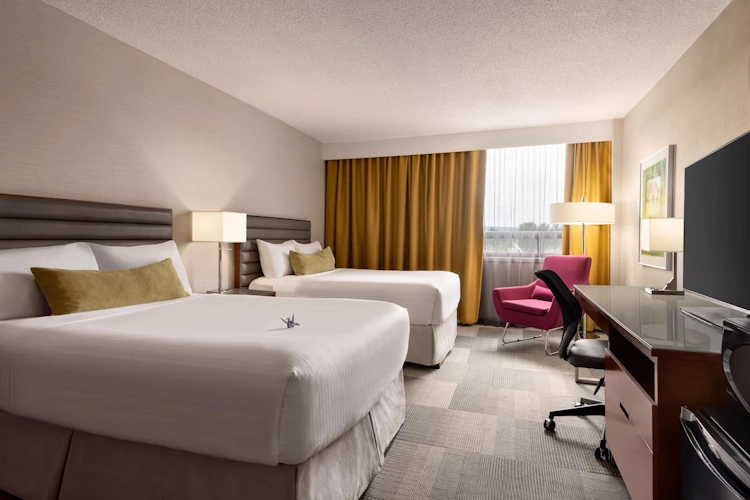 coast prince george hotel by apa kamer 2 bedden.webp