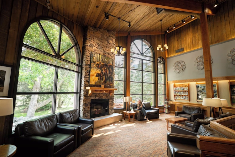 lake louise inn lobby.webp