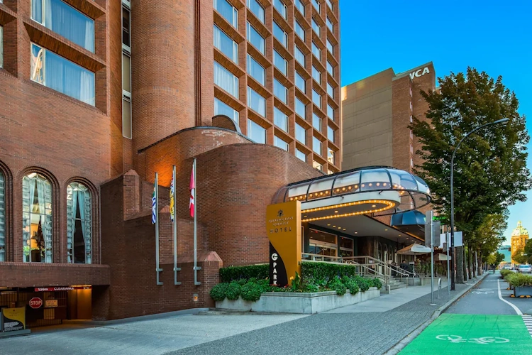 georgian court hotel - exterieur.webp