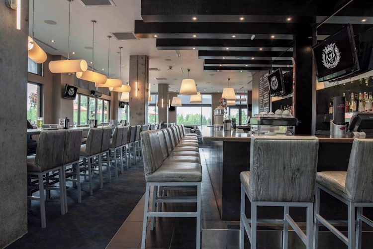 the sutton place hotel revelstoke bar restaurant.webp