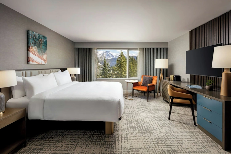 pomeroy kananaskis mountain lodge kamer 1 bed.webp