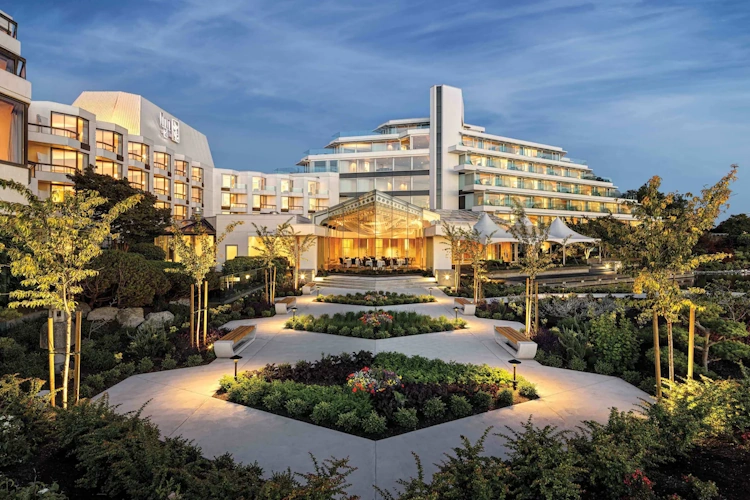inn at laurel point exterieur.webp