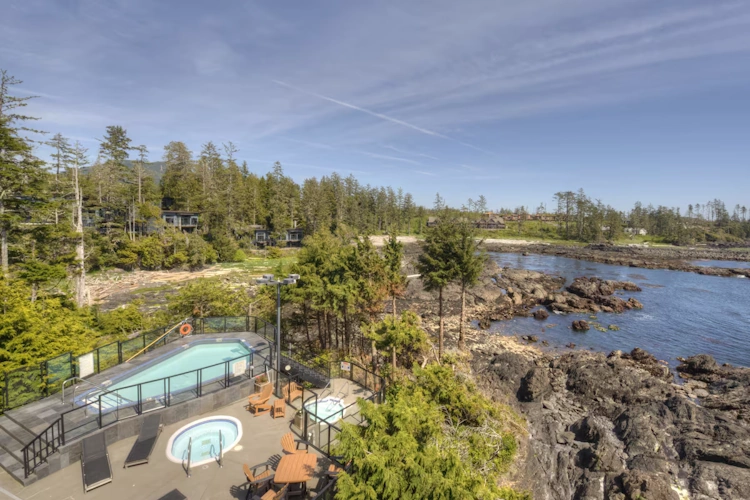 black rock oceanfront resort buitenzwembad.webp