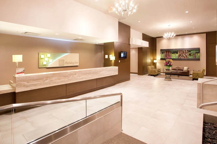 holiday inn vancouver centre lobby.webp
