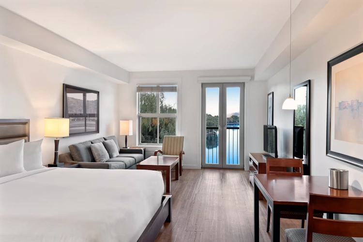 walnut beach resort kamer 1 bed.webp