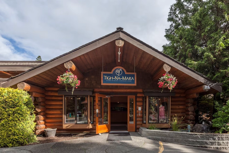 tigh-na-mara seaside spa resort exterieur.webp