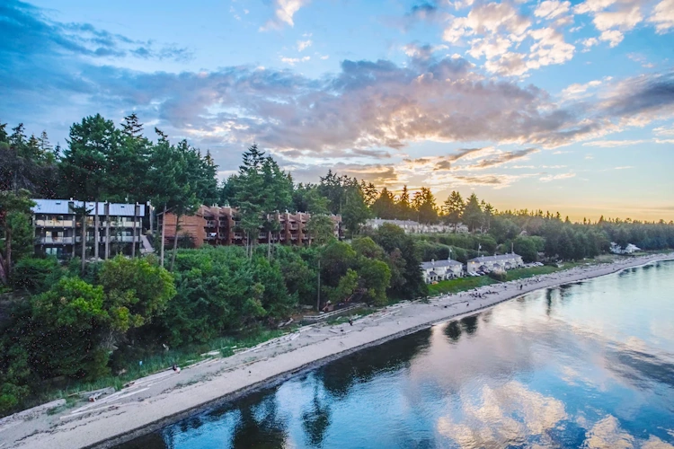 tigh-na-mara seaside spa resort exterieur2.webp