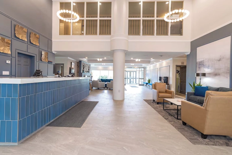 sandman hotel quesnel lobby.webp