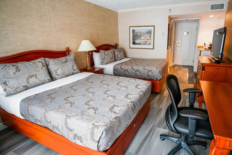 hotel palace royal quebec - kamer 2 bedden.webp