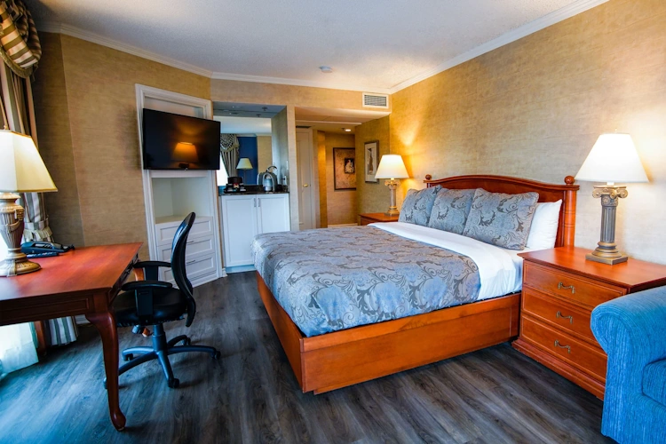 hotel palace royal quebec - kamer 1 bed.webp
