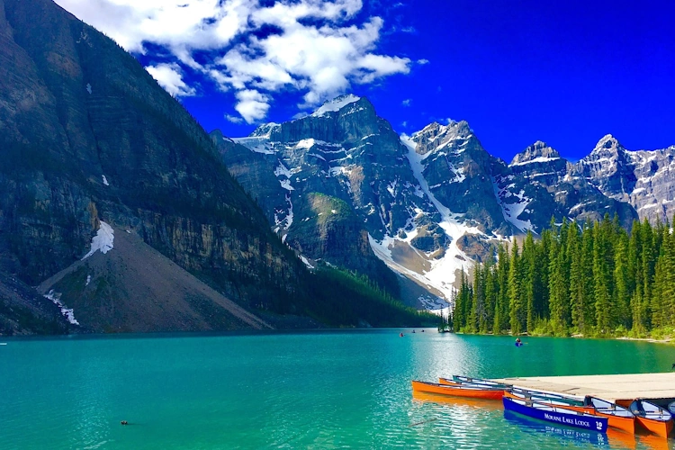 moraine-3557093_1280.webp