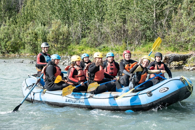 gold rush tour raftingtrip_klein.webp