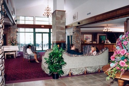 Prestige Lakeside Resort & Convention Centre 002