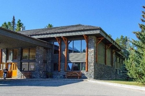 Mountaineer Lodge 2
