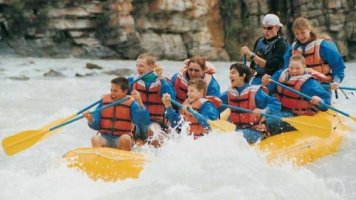 Raften over de Sunwapta rivier