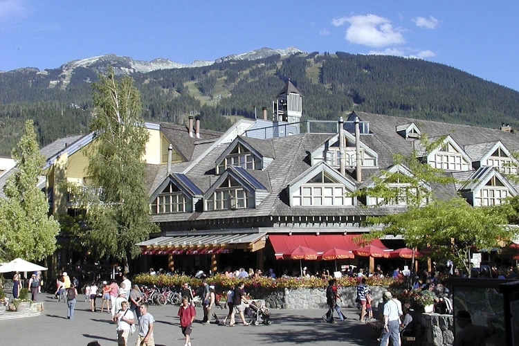 whistler village klein 16102025 007.webp