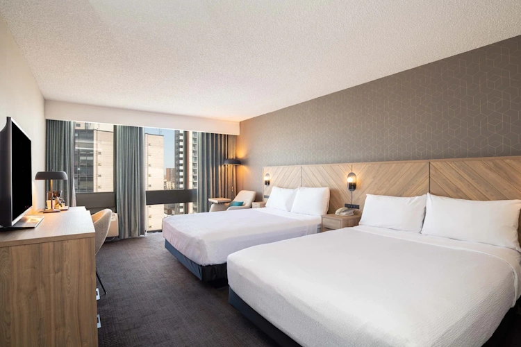 Sandman Hotel Montreal-Longueuil kamer.webp