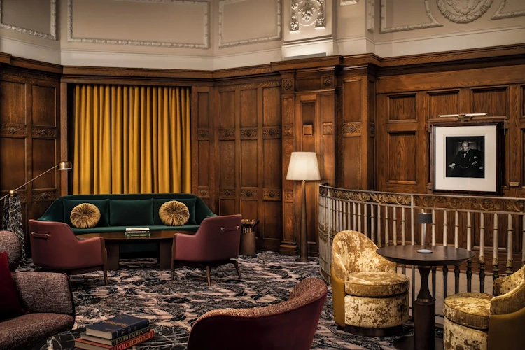 Fairmont Chateau Laurier lounge.webp