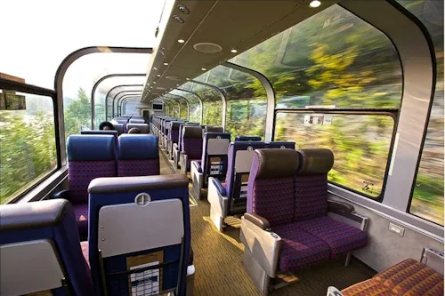 RockyMountaineerclass-CanadaPlus.webp