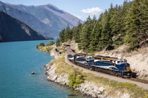 RockyMountaineerTreinhomepage.webp