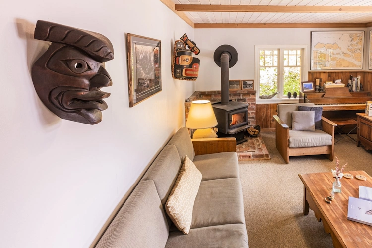 Sailcone's Grizzly Bear Lodge woonkamer 002.webp