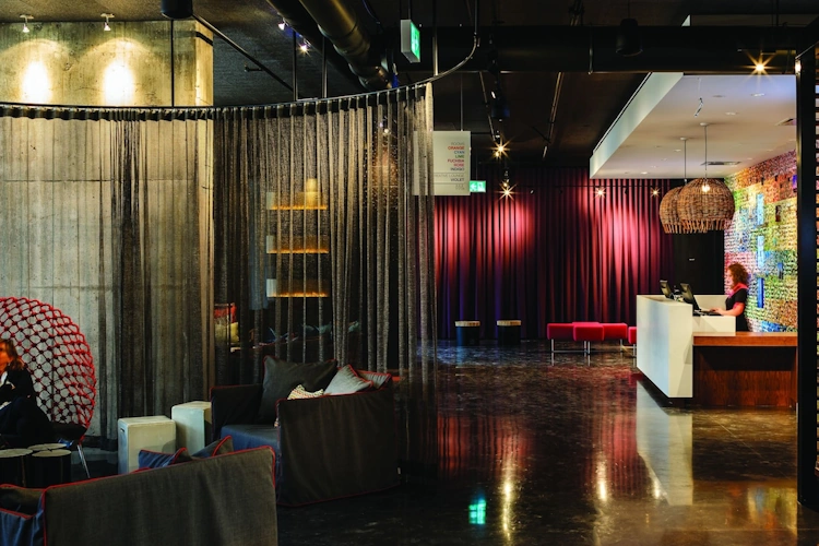 ALT Hotel Ottawa entree.webp