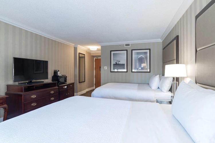 Sandman Signature Edmonton Downtown Hotel kamer.webp