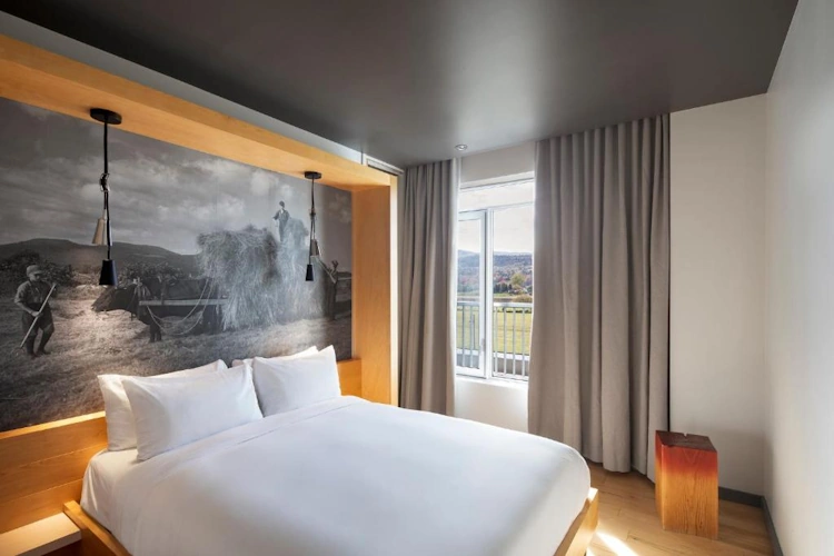 Le Germain Charlevoix Hotel And Spa kamer.webp